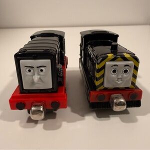 Thomas & Friends Train Take N Play Diecast MAVIS & Diesel